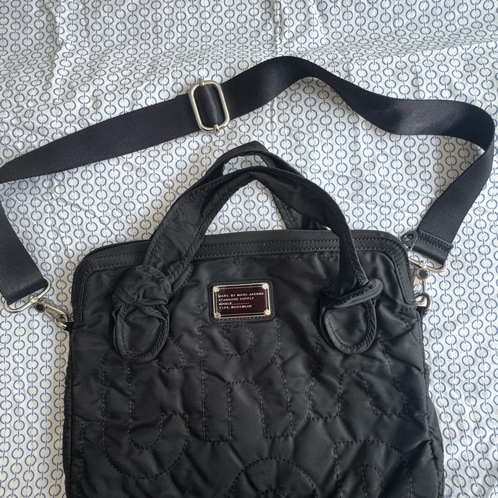 Marc Jacobs Black Quilted Shoulder Bag